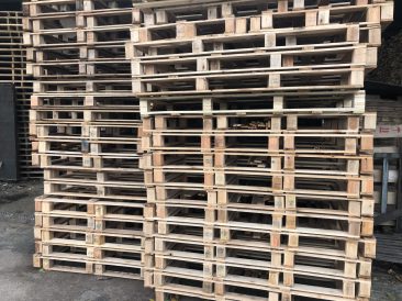 Pallet gỗ 1m6x2m